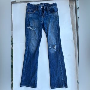Regular/standard for jeans with rips